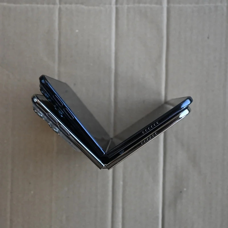 Perfect Dummy Phone Model for iPhone Duo Foldable 18 Pro Max Fake Prototype Display Photography Prop Non-Working