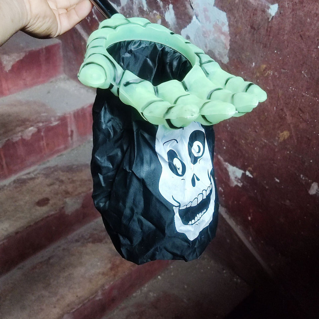 Halloween Kidsren's Candy Props Ghost Festival New Palm Skull Candy Bag Palm Pumpkin Bag Wholesale