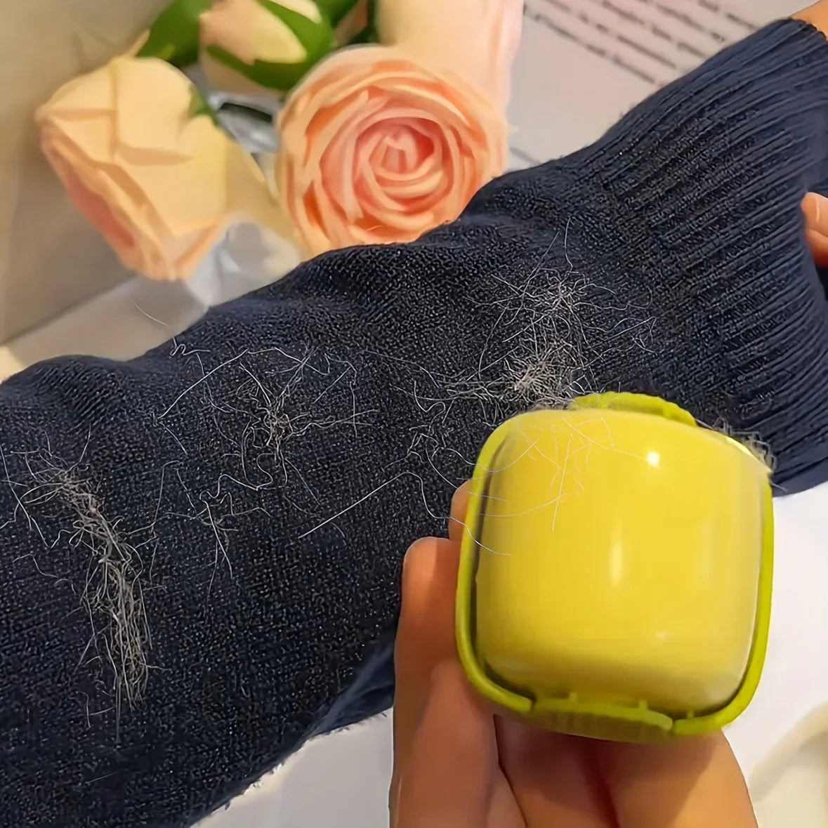 1pc Washable & Portable Lint Roller - Pet Hair Remover for Clothes, Sofas, Beds, Home  | Ideal for Cat Owners Furniture Cleaning